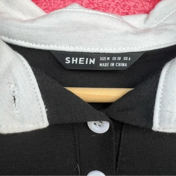 E-Girl Shein black cropped top with white collar size medium - Picture 3 of 3